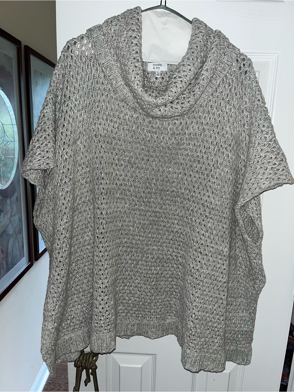 crown & ivy Light Gray Open-Knit Cowl Sweater Poncho